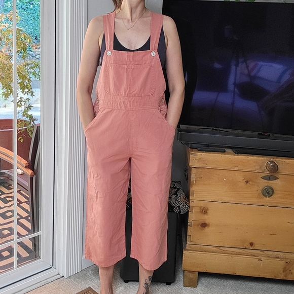 TSD two star dog Romper/ Jumpsuit salmon color, wide legged,1/4 length of pants - Picture 1 of 10